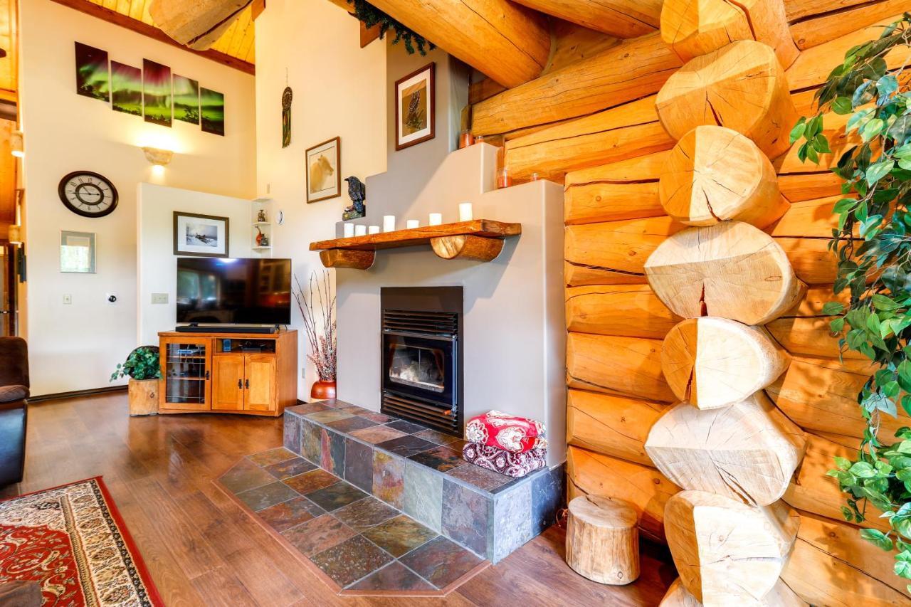 Riverside Log Cabin On-Site Aurora Viewing! North Pole Exterior photo
